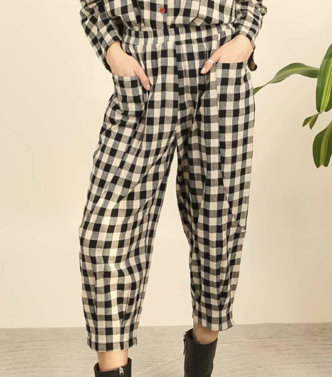 THE 'GILLY' TIMELESS AND CLASSIC GINGHAM POCKET DETAIL COCOON TROUSERS MATCHING TOP AVAILABLE
