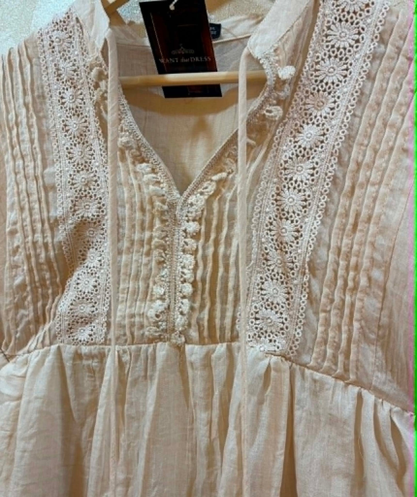 THE 'MARTHA' BEAUTIFUL VINTAGE 70'S FOLK STYLE PINTUCK AND LACE TASSEL DETAIL SMOCK TOP