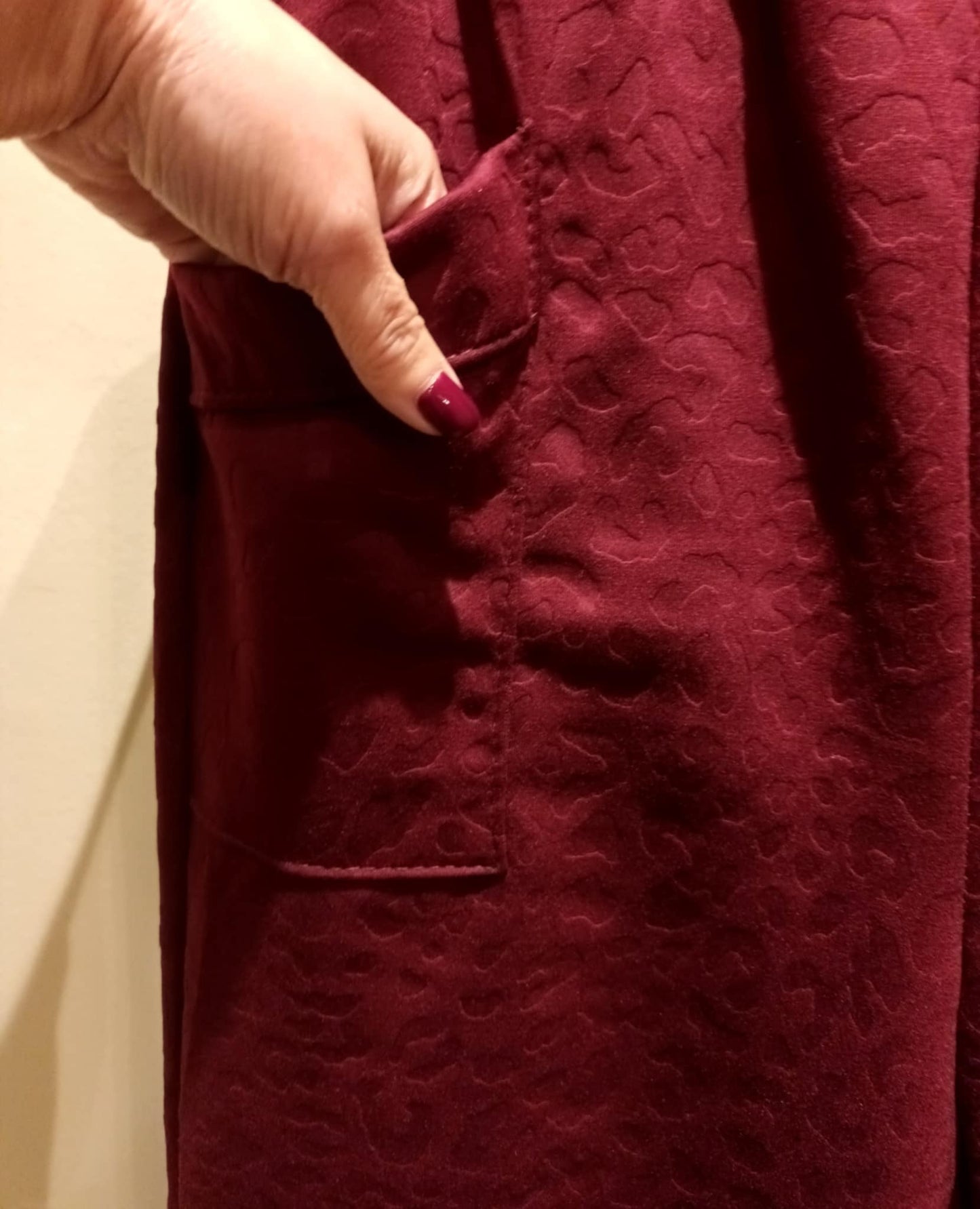 THE 'CARNABY LEOPARD' COCOON STYLE PANTS WITH OVERSIZED POCKETS IN BURGUNDY