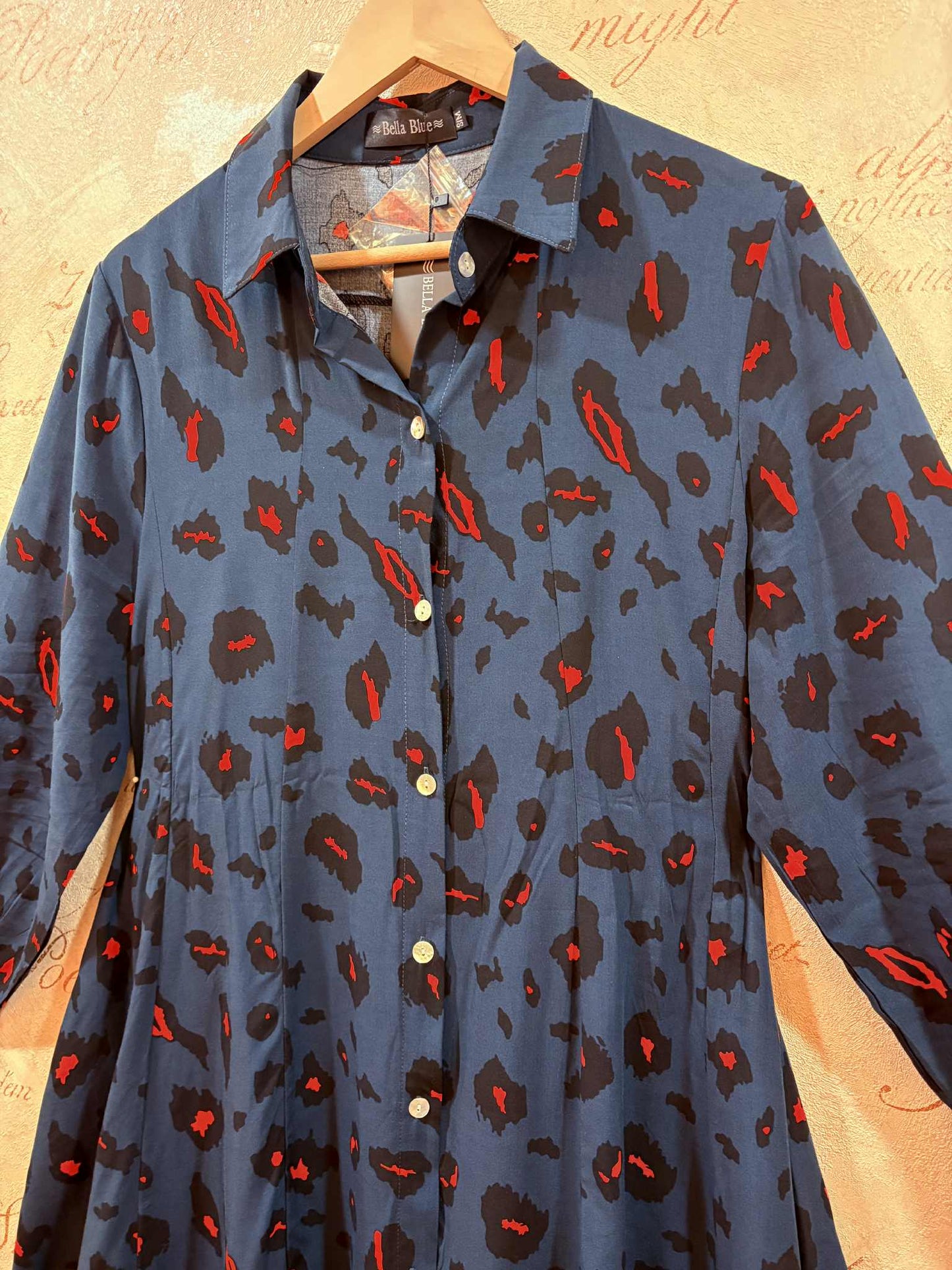 THE 'ZIGGY' LEOPARD POP PRINT FABULOUSLY FLATTERING SHIRT DRESS WITH CUTE POCKETS