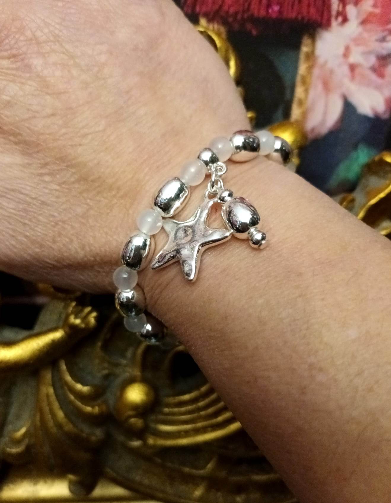 'LOVE IS...' STRETCH BRACELET WITH PRETTY HEART AND BEAD DETAIL