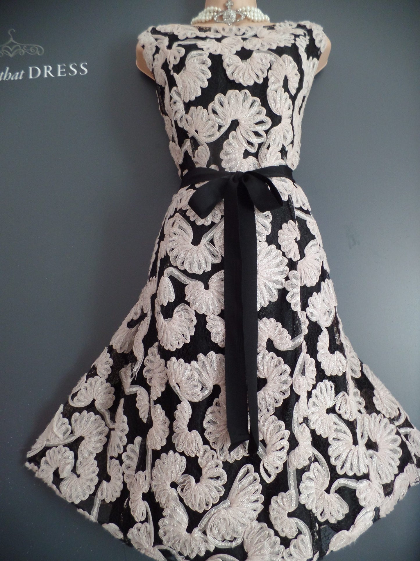 Phase Eight Size 16 Glorious Nude & Black Tapework Tulle Hem 50's Style Dress RRP £150!