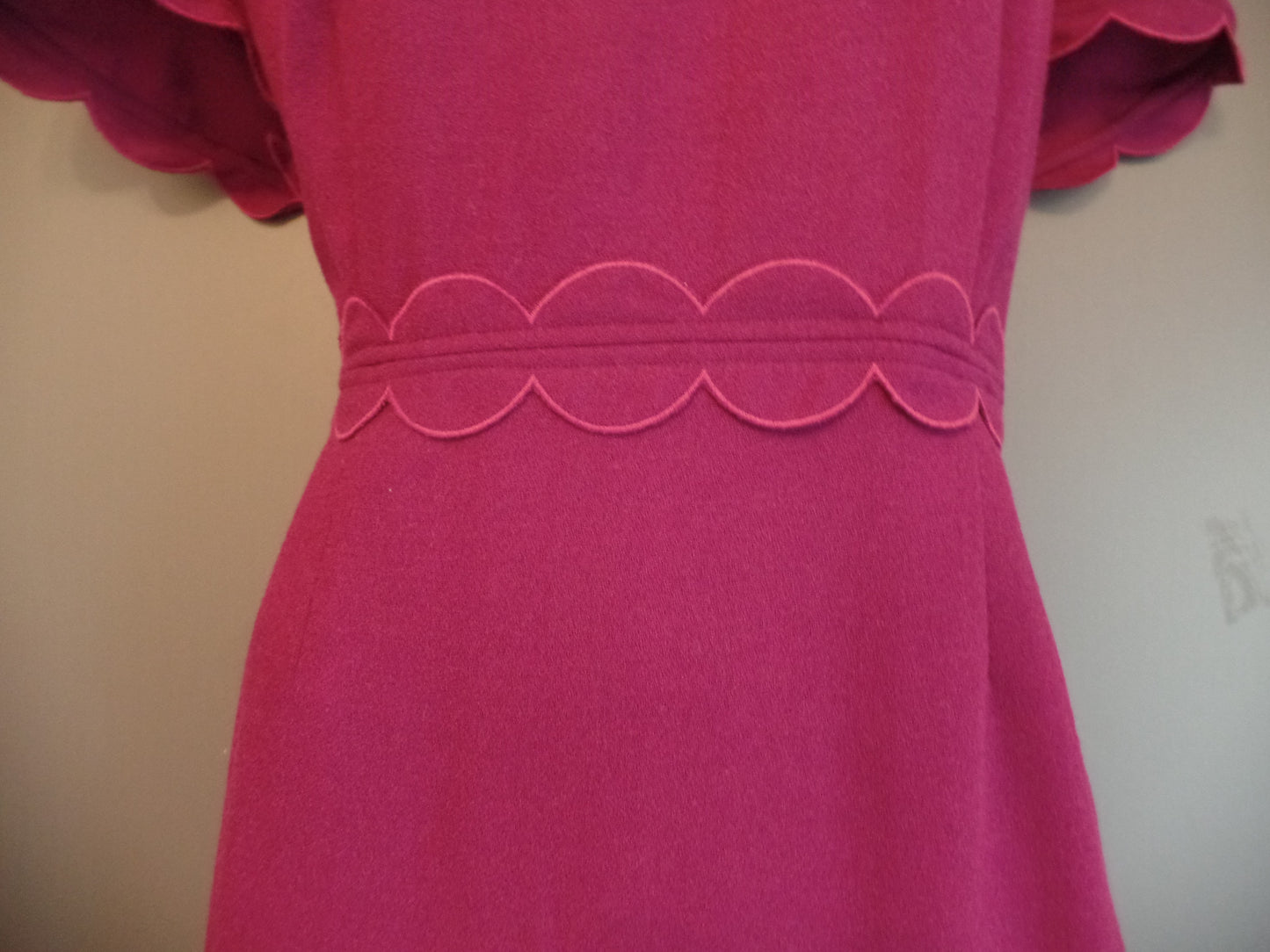 Boden Size 18 Vibrant Magenta Fine Wool Scalloped Neckline Dress